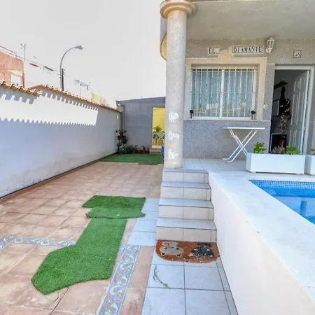 Holiday home Bungalow Con Piscina Privada A 10 Min Playa *